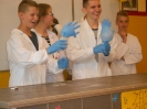 Pokazy chemiczne uczniów klas gimnazjalnych